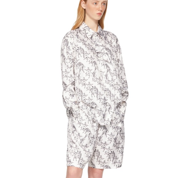 ❤️❤️BURBERRY WHITE MYTHICAL
ALPHABET SILK LOGO
SHIRT❤️❤️ - Picture 5 of 6